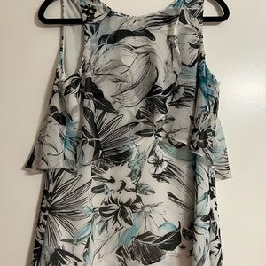 White House black market blouse size S